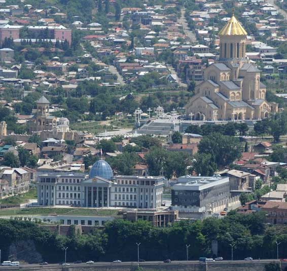 Администрация президента осуждает распространение оскорбительных материалов в адрес Патриарха Грузии