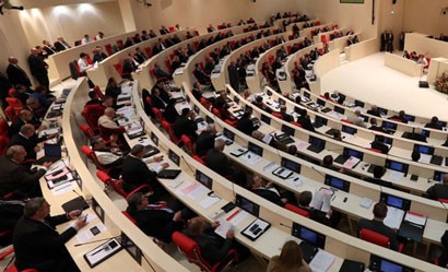 Парламент Грузии утвердил изменения бюджета на 2012 год