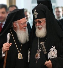 Отец Михаил Ботковели: Вселенский патриарх не примет решений в обход церкви Грузии