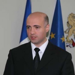 Министр финансов: Грузия встретит 2012 год с расправленными плечами