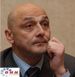 Джонди Багатурия посоветовал Тортладзе не брать на себя компетенцию властей Грузии в поиске шпионов