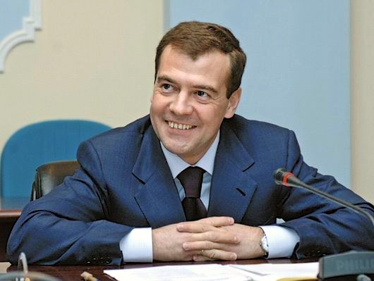 Эксперты: Дмитрий Медведев сменил «ориентацию»